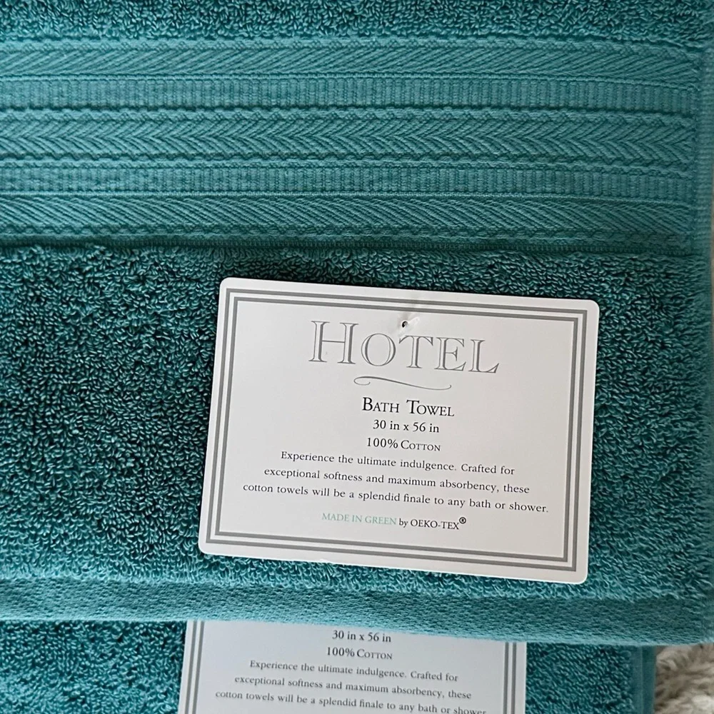 Hotel Collection Teal Cotton Bath Towels Set of 2 NEW WITH TAGS